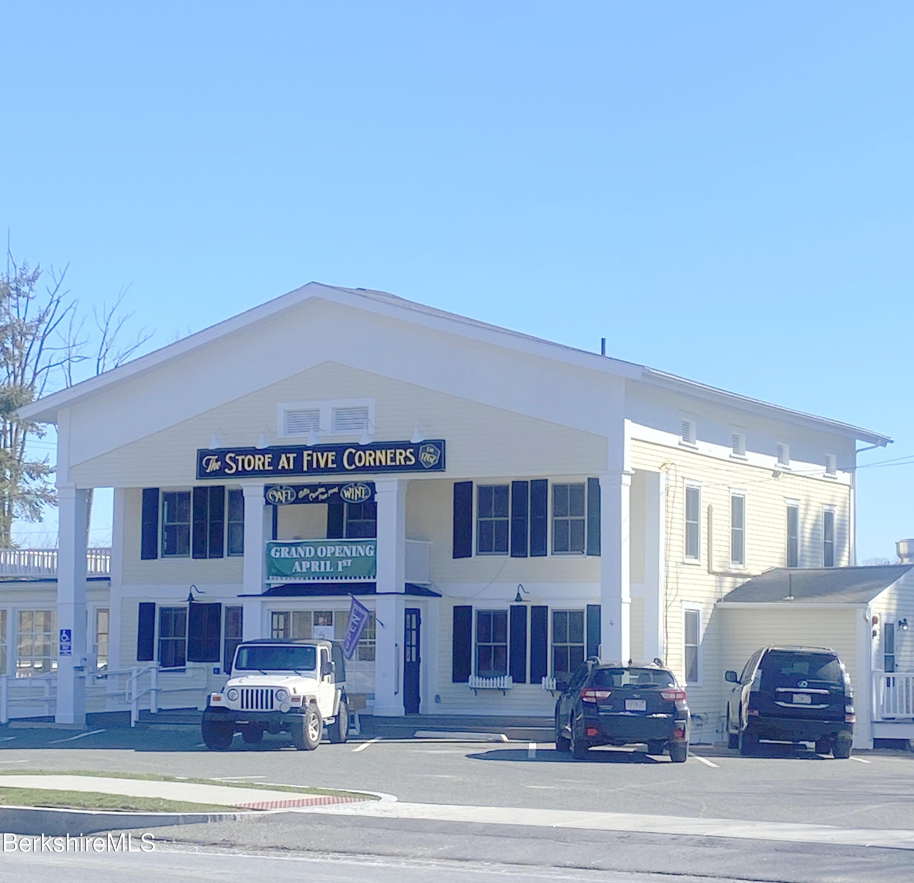 33 Hancock Road Williamstown, MA 01267 - Photo 29 of 34 Store at Five corners