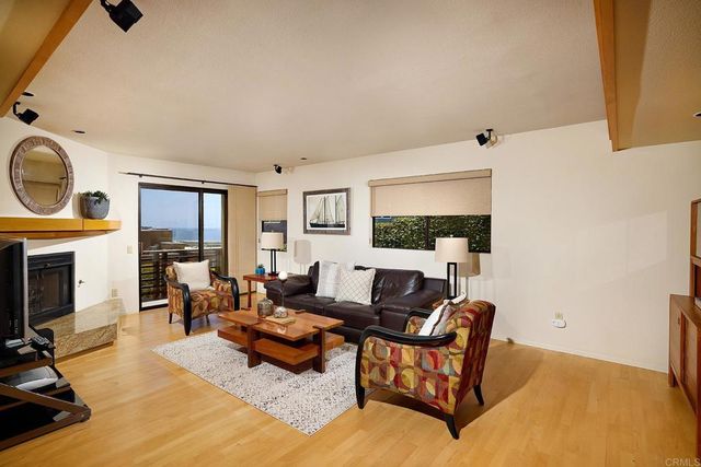 $2,800,000 | 12905 Via Grimaldi, Del Mar, CA 92014