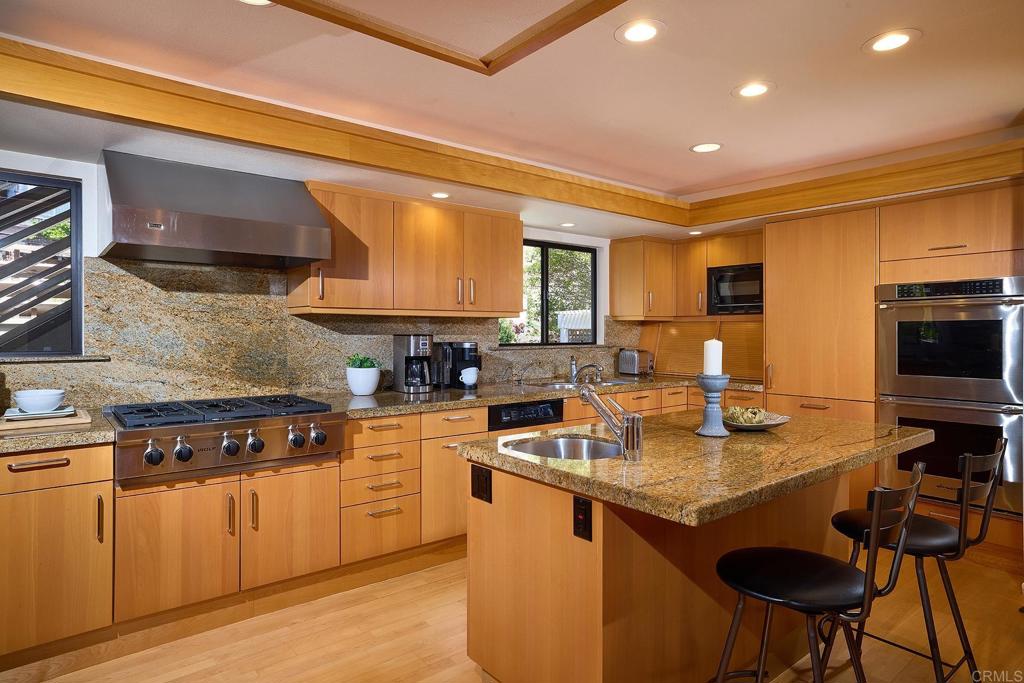 12905 Via Grimaldi Del Mar, CA 92014 - Photo 14 of 35