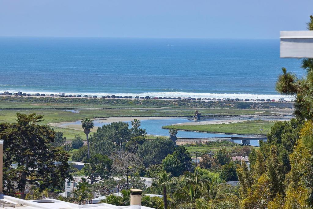 12905 Via Grimaldi Del Mar, CA 92014 - Photo 25 of 35