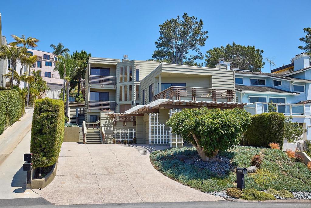 12905 Via Grimaldi Del Mar, CA 92014 - Photo 7 of 35