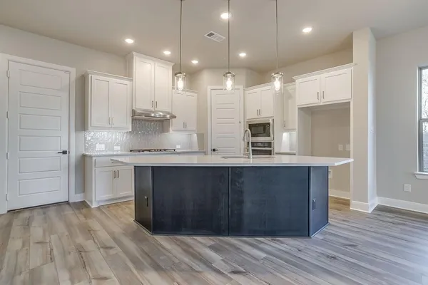 $4,450 | 4847 Fuller Drive, Unit 805, Irving, TX 75039