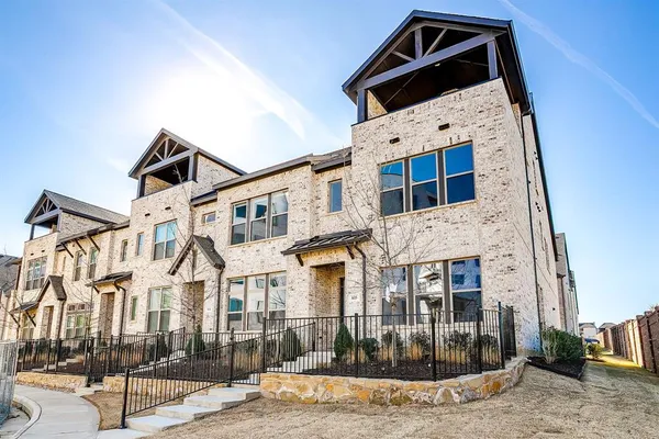 $4,450 | 4847 Fuller Drive, Unit 805, Irving, TX 75039