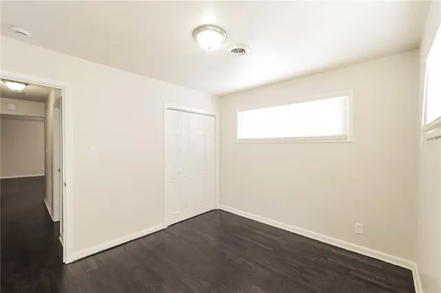 $1,515 | 6108 East 149th Street, Grandview, MO 64030