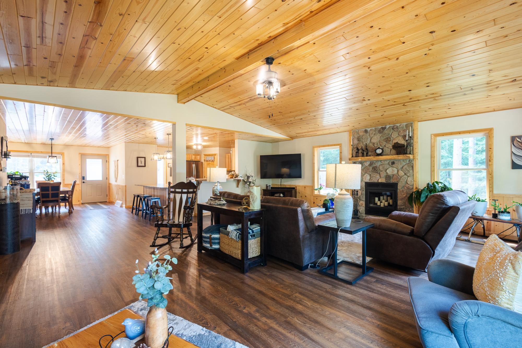9097 Thoroughfare Road Minocqua, WI 54548 - Photo 21 of 51 Gallery Image 21