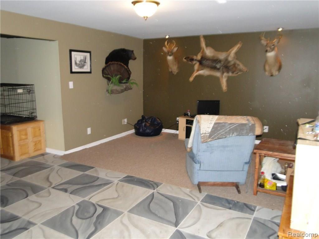 3405 Oak Grove Road North Branch, MI 48461 - Photo 32 of 47 Family Room