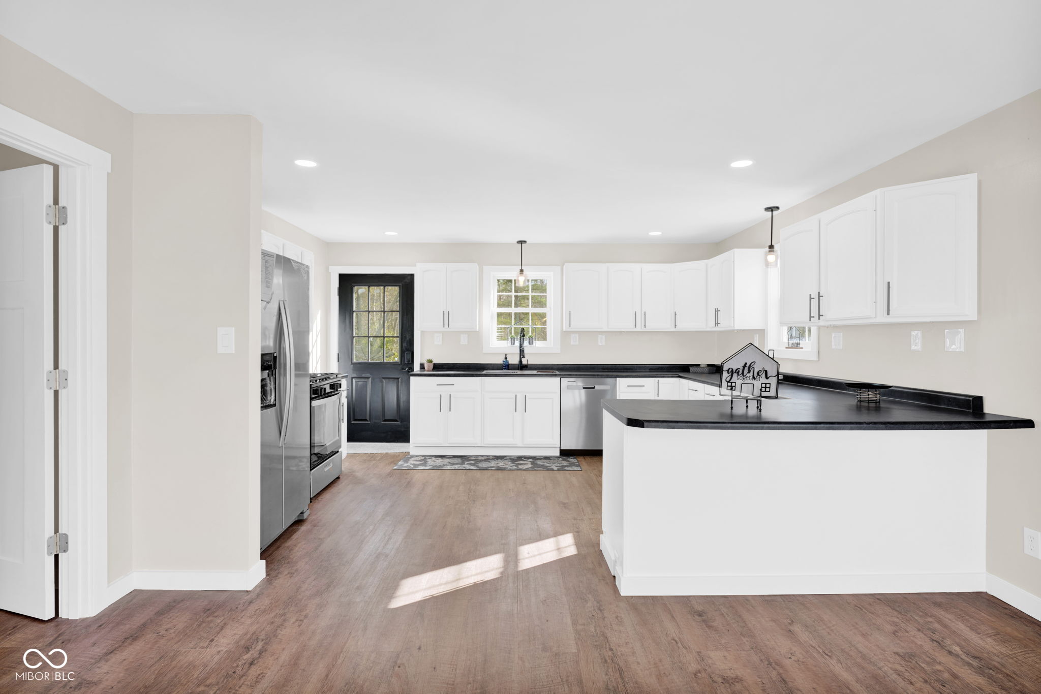 8311 West Old Nashville Road Columbus, IN 47201 - Photo 6 of 28