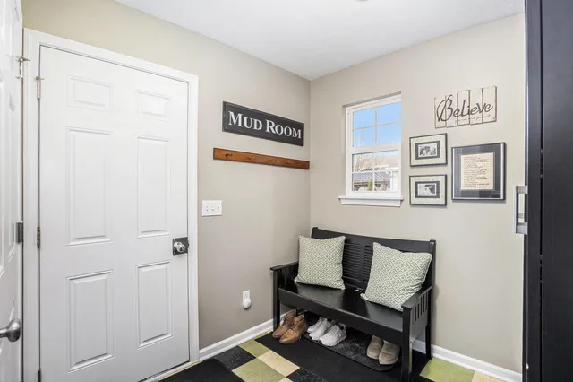 $494,900 | 1048 Graystone Road, Holland, MI 49423