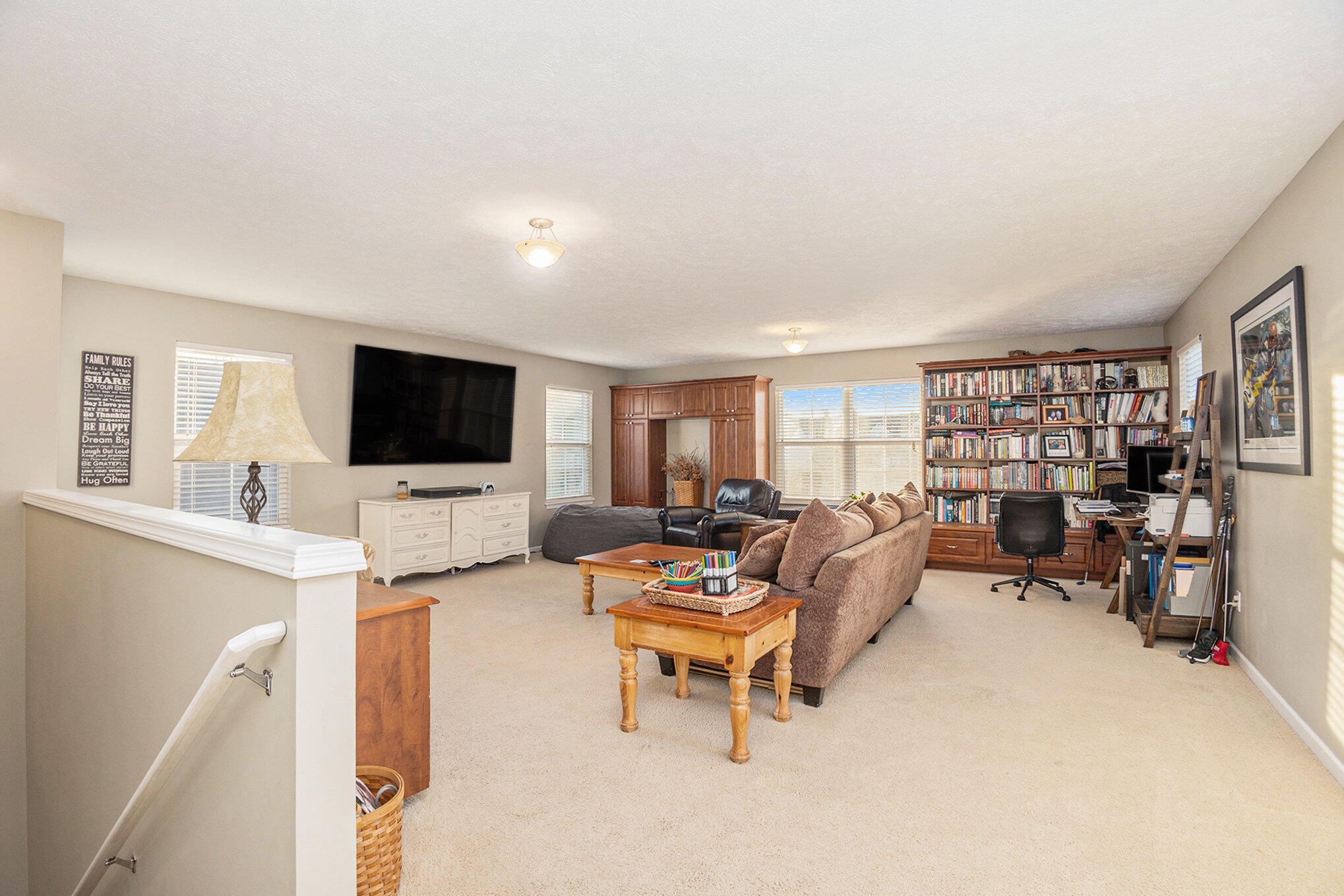 1048 Graystone Road Holland, MI 49423 - Photo 16 of 55 016_qj1a0080_945