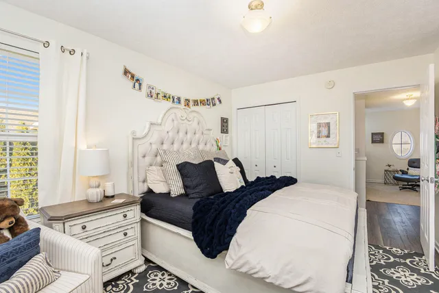 $494,900 | 1048 Graystone Road, Holland, MI 49423