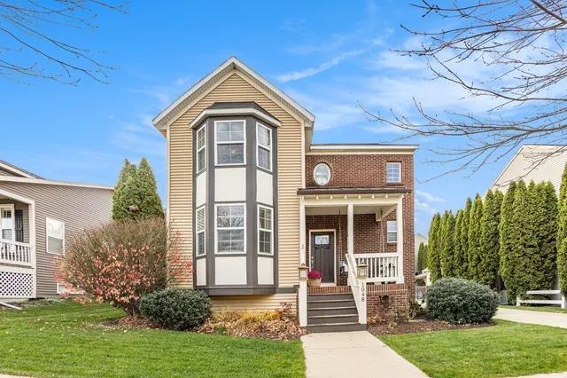 $494,900 | 1048 Graystone Road, Holland, MI 49423