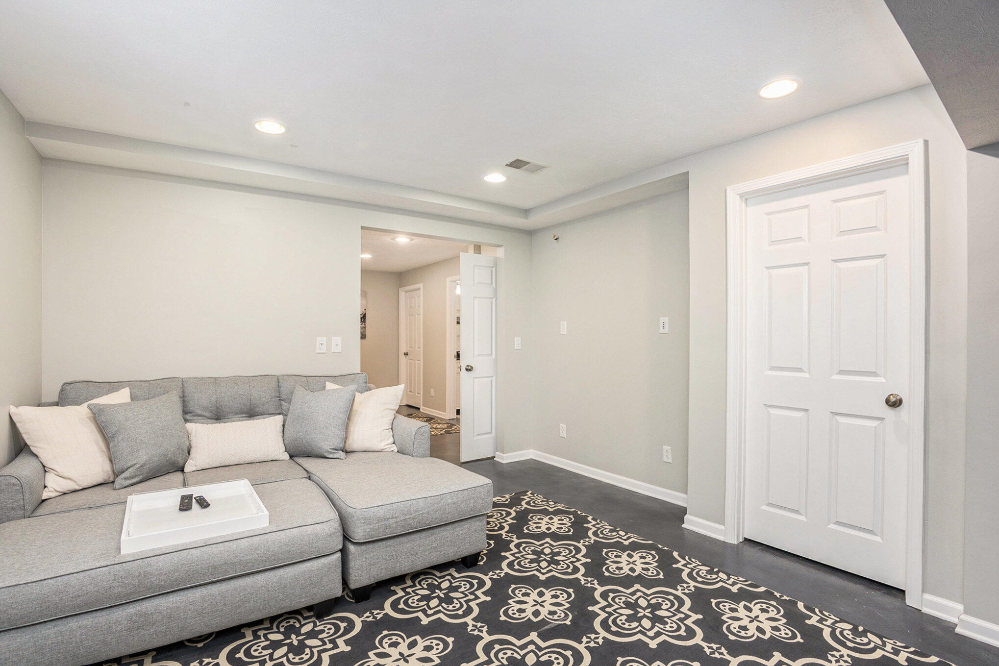 1048 Graystone Road Holland, MI 49423 - Photo 34 of 55 034_qj1a0019_250