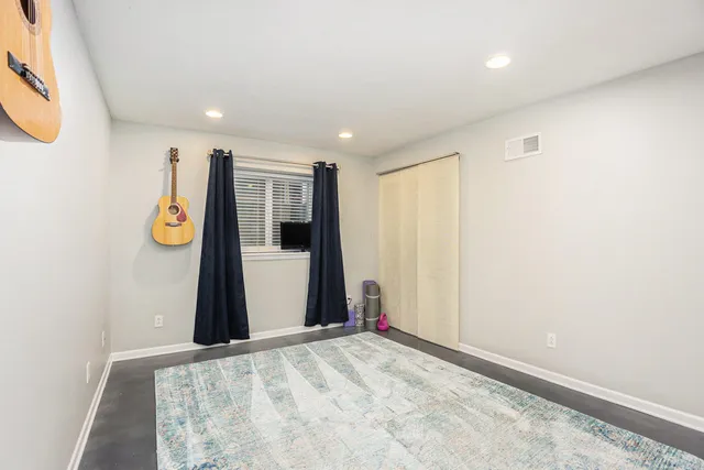 $494,900 | 1048 Graystone Road, Holland, MI 49423