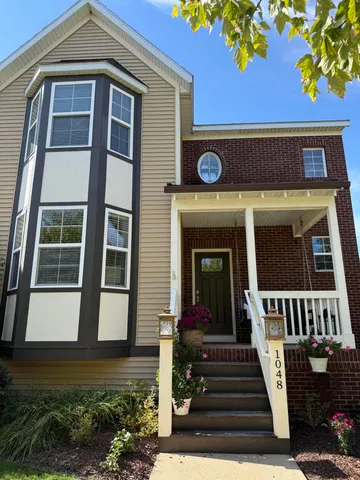 $494,900 | 1048 Graystone Road, Holland, MI 49423