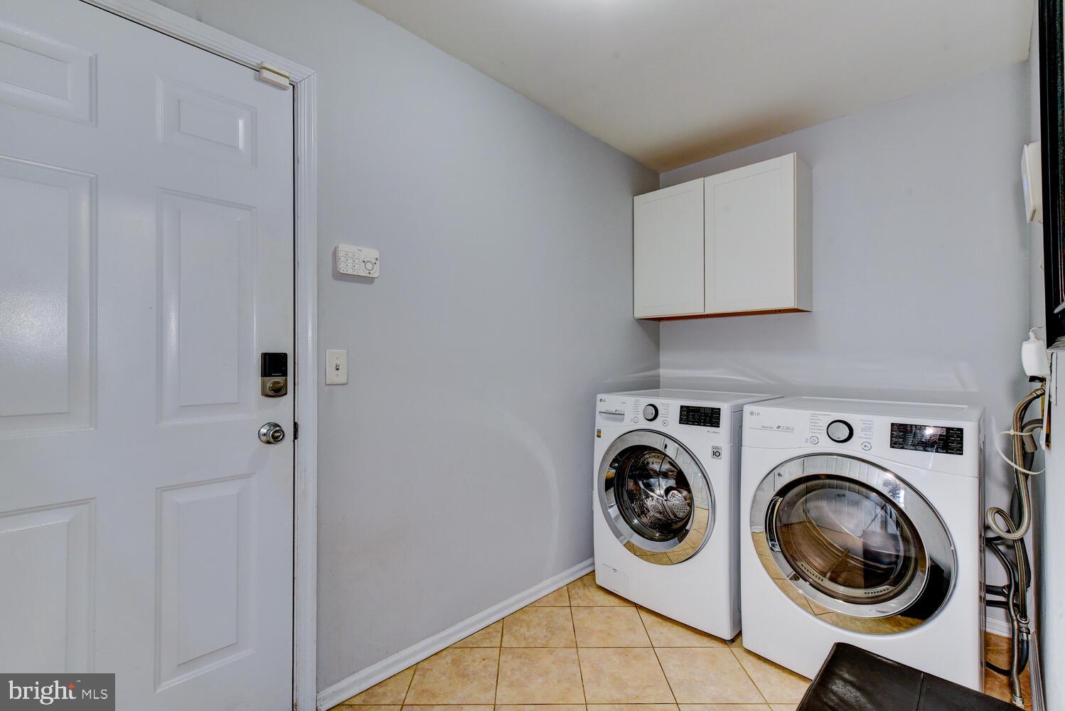 374 Village Road East Princeton Junction, NJ 08550 - Photo 46 of 54 a utility room with dryer and washer