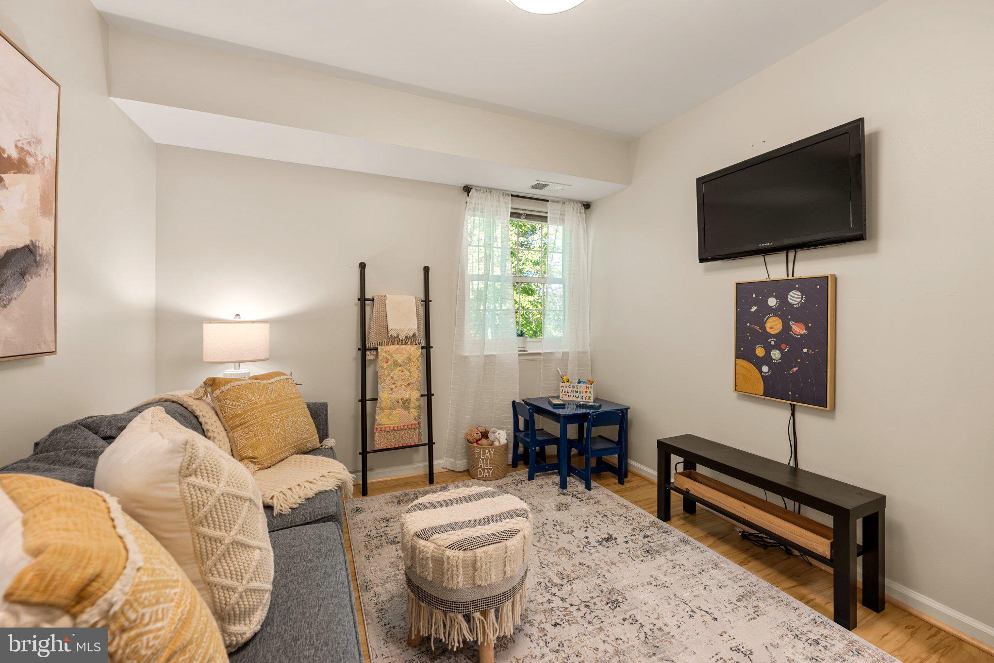 5809 Cove Landing Road, Unit 303 Burke, VA 22015 - Photo 18 of 27 Bedroom 2