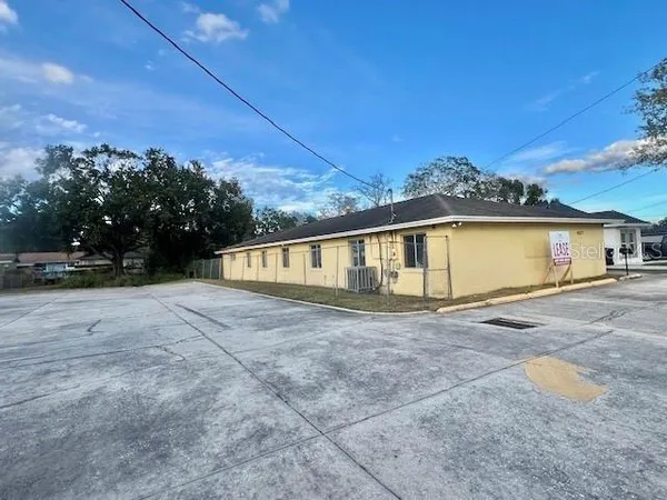 $20 | 4527 Carter Street, Orlando, FL 32811