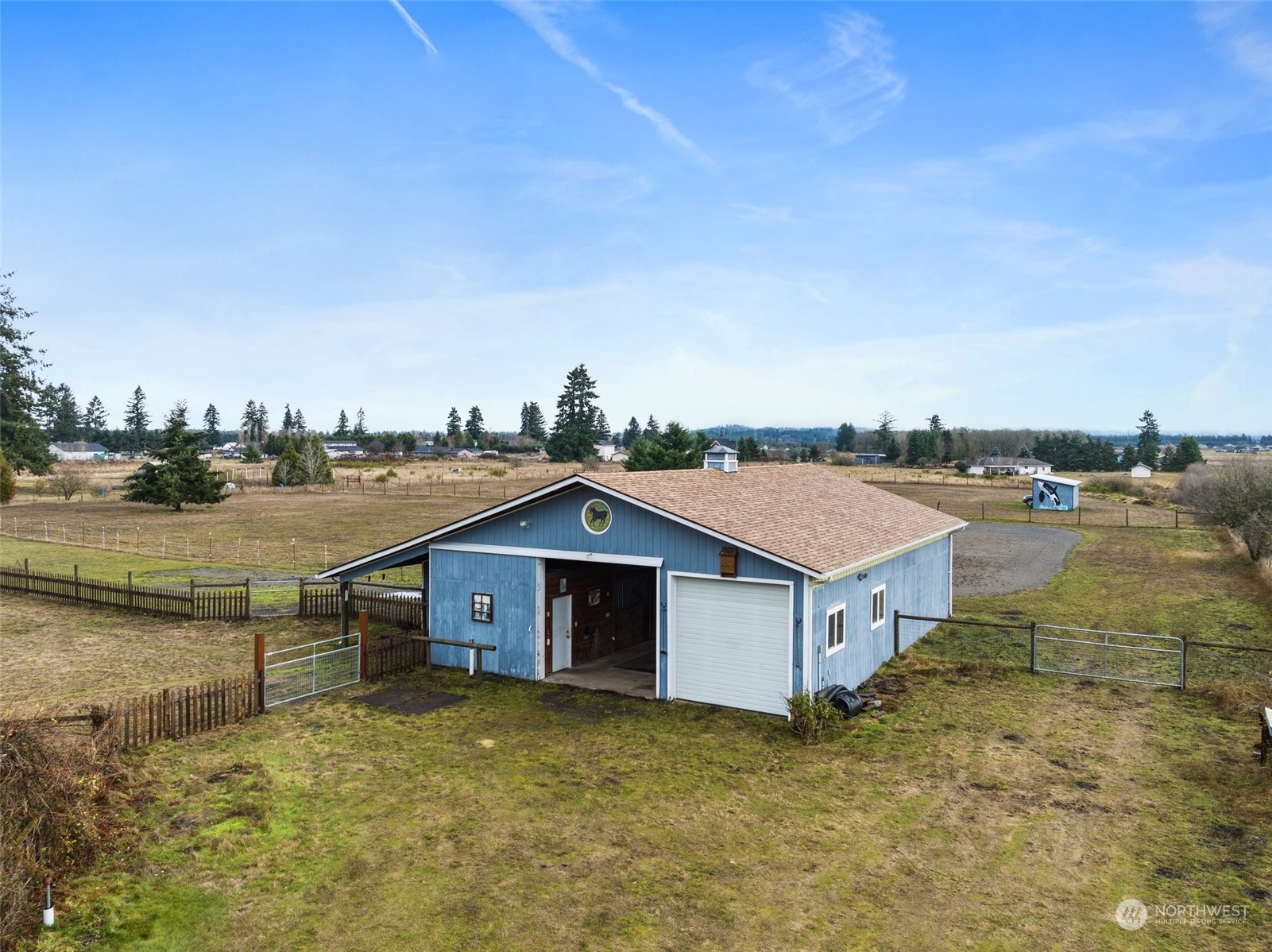 17036 Kaylen Lane Southwest Rochester, WA 98579 - Photo 31 of 40 a house with river in front of it