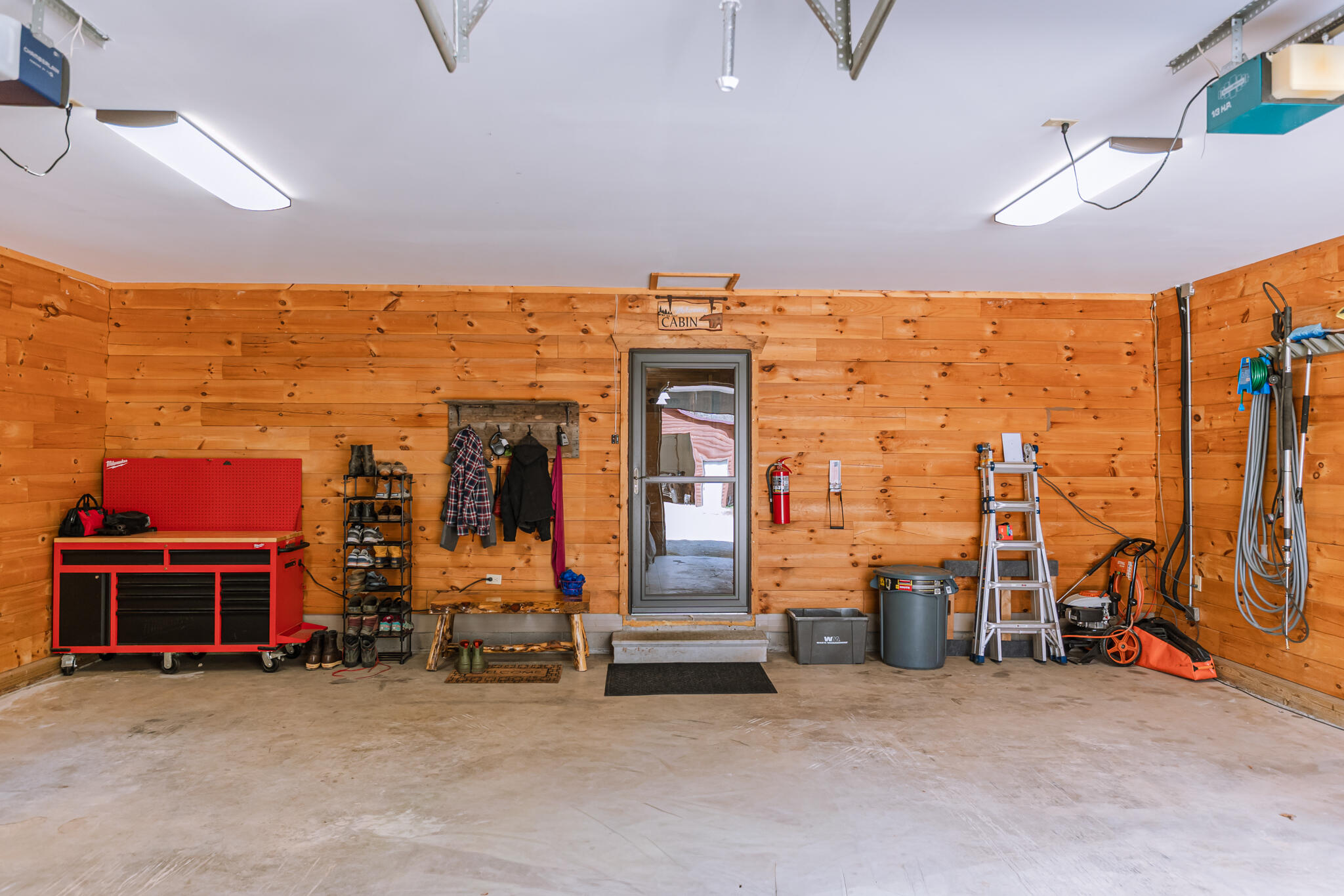N10579 Deer Run Stephenson, WI 54104 - Photo 55 of 88 Large attached garage