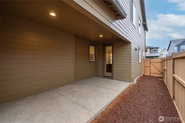 $715,195 | 14516 204th Avenue East, Unit 895, Bonney Lake, WA 98391