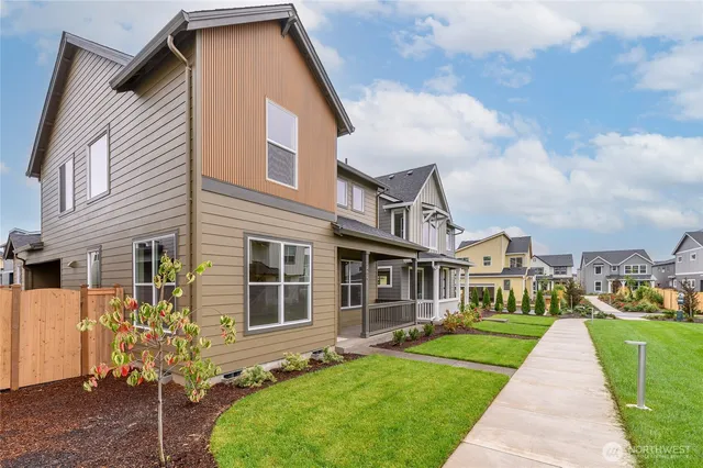 $715,195 | 14516 204th Avenue East, Unit 895, Bonney Lake, WA 98391