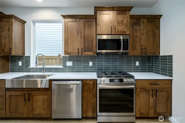 $715,195 | 14516 204th Avenue East, Unit 895, Bonney Lake, WA 98391