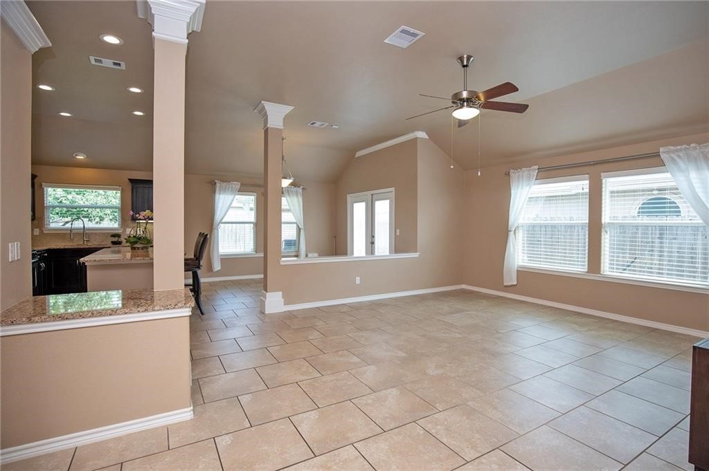 3921 Las Bahias Drive Corpus Christi, TX 78414 - Photo 2 of 16 a view of an empty room and window