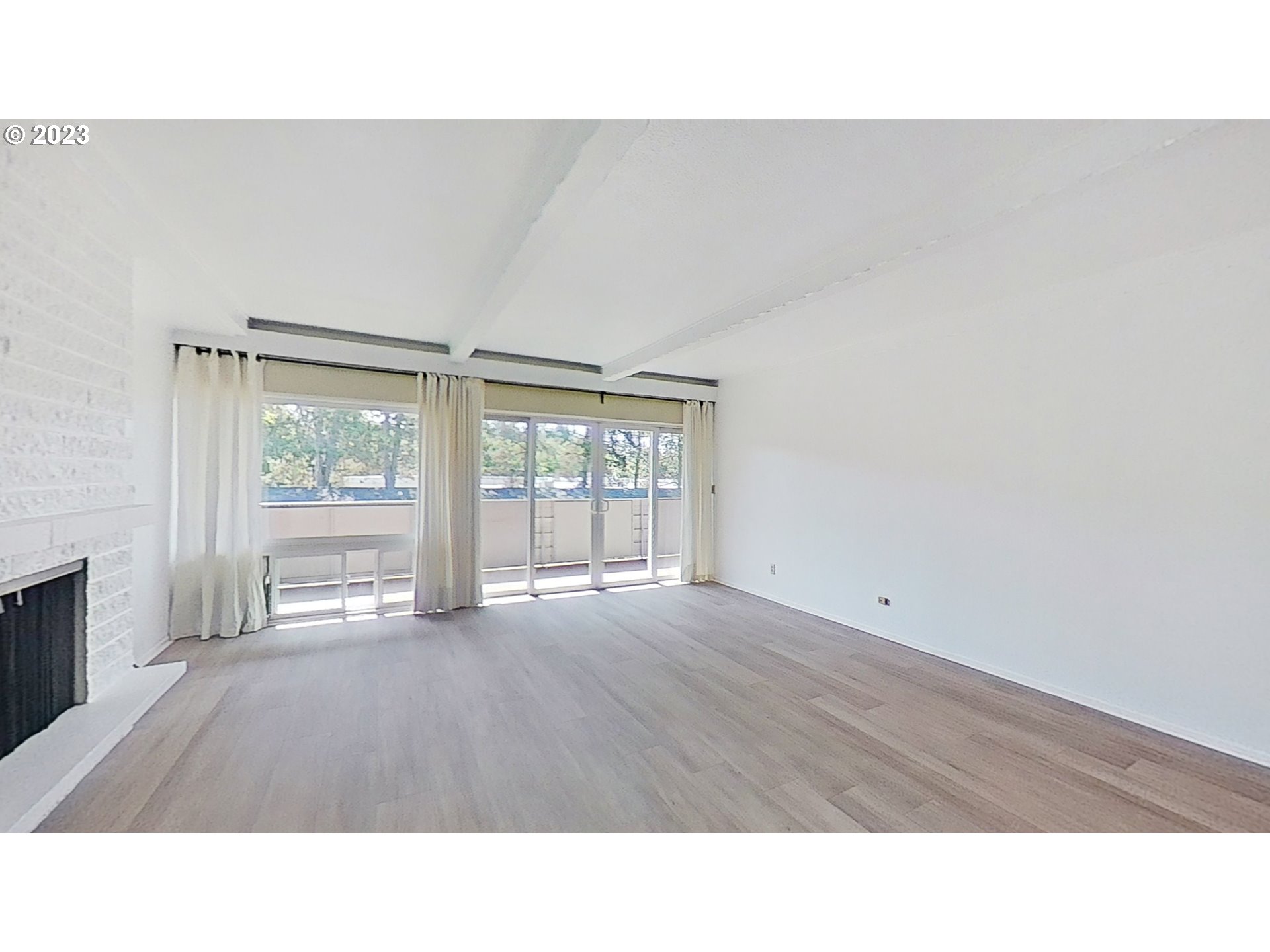 4460 Southwest Scholls Ferry Road, Unit 28A Portland, OR 97225 - Photo 11 of 22 Deck