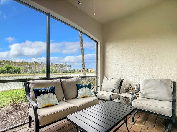 $6,300 | 9554 Trevi Court, Unit 4715, Naples, FL 34113