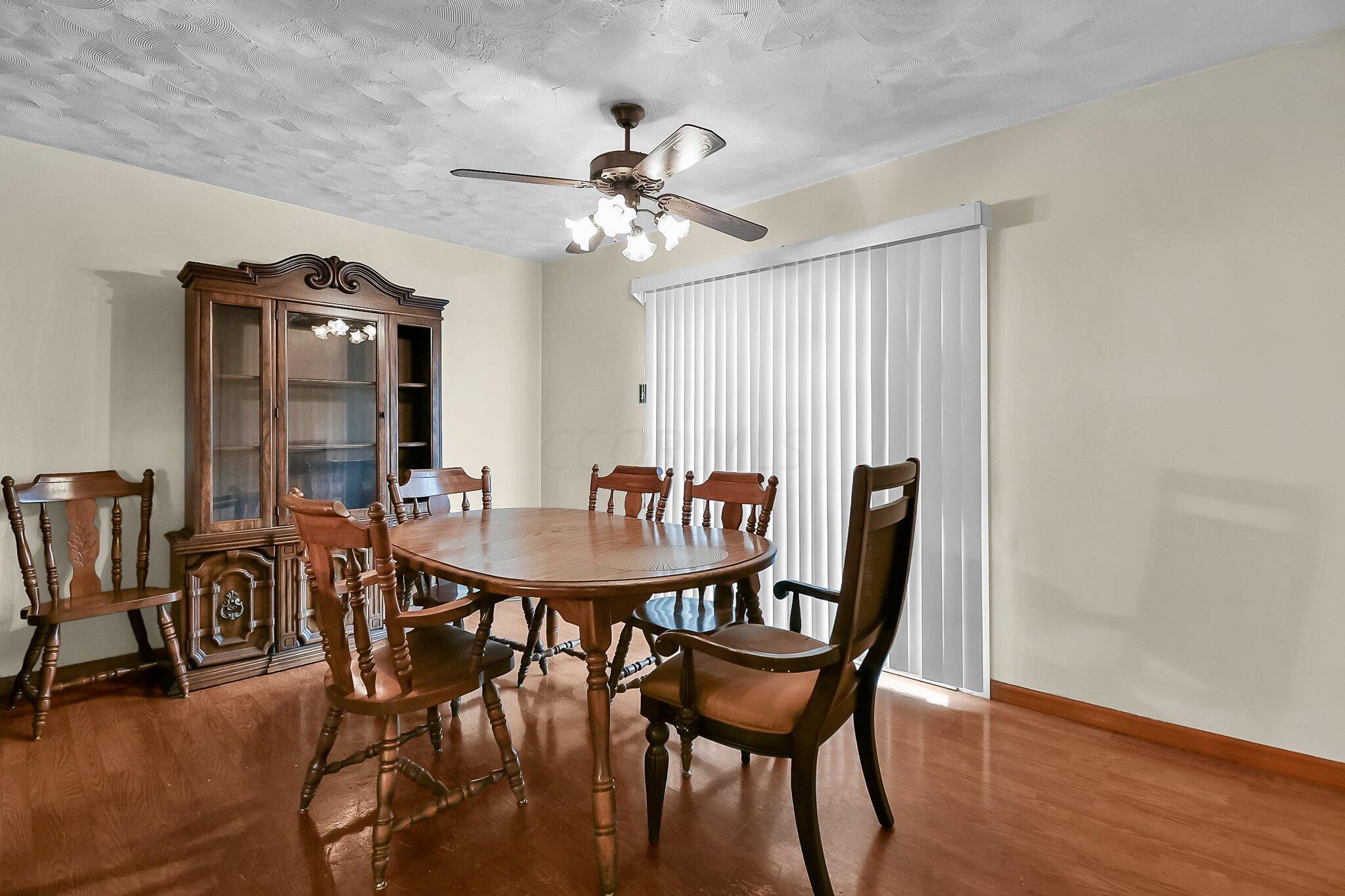 1802 Devonshire Road Columbus, OH 43219 - Photo 8 of 28 8-web-or-mls-1802-devonshire-rd