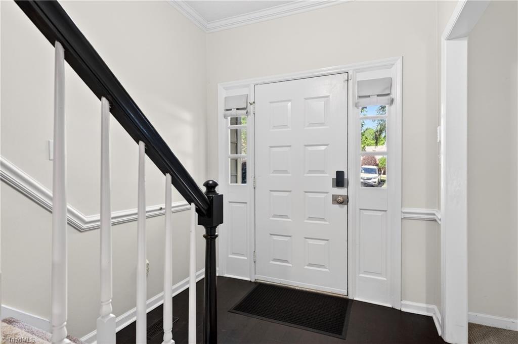 534 Lindley Road Greensboro, NC 27410 - Photo 4 of 48