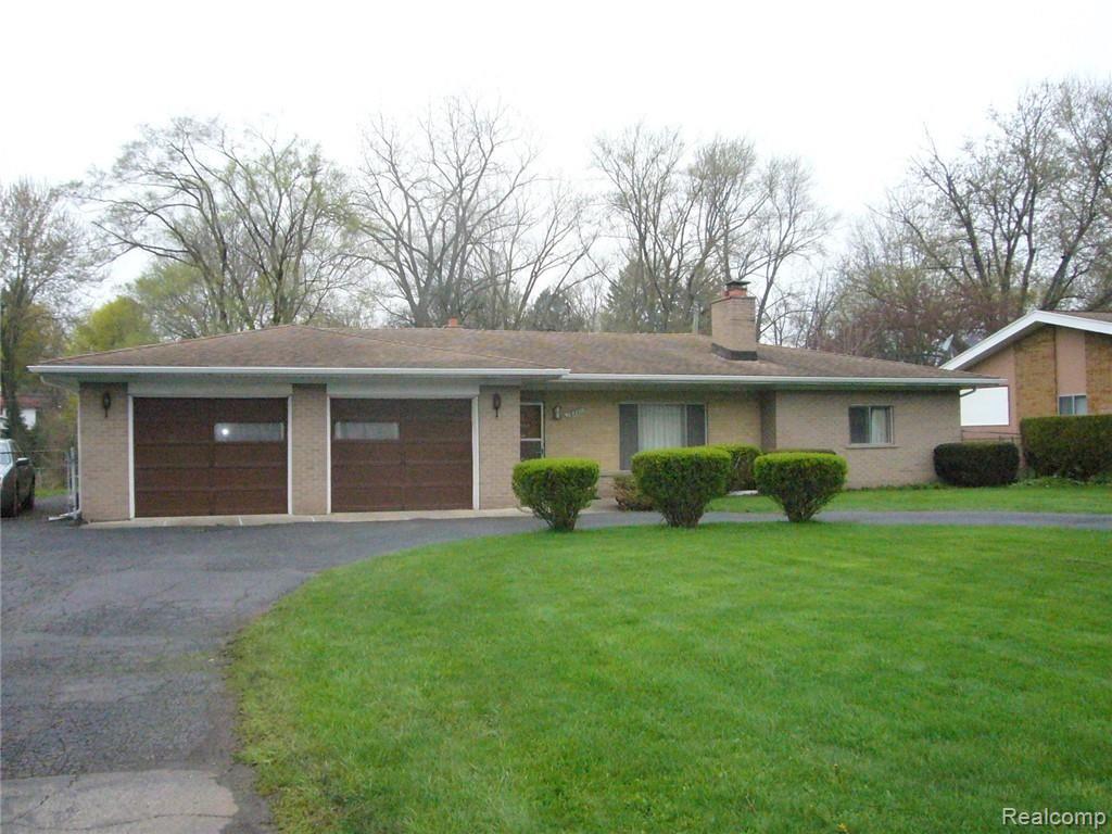 BEAUTIFUL PROPERTY, CIRCULAR DRIVE