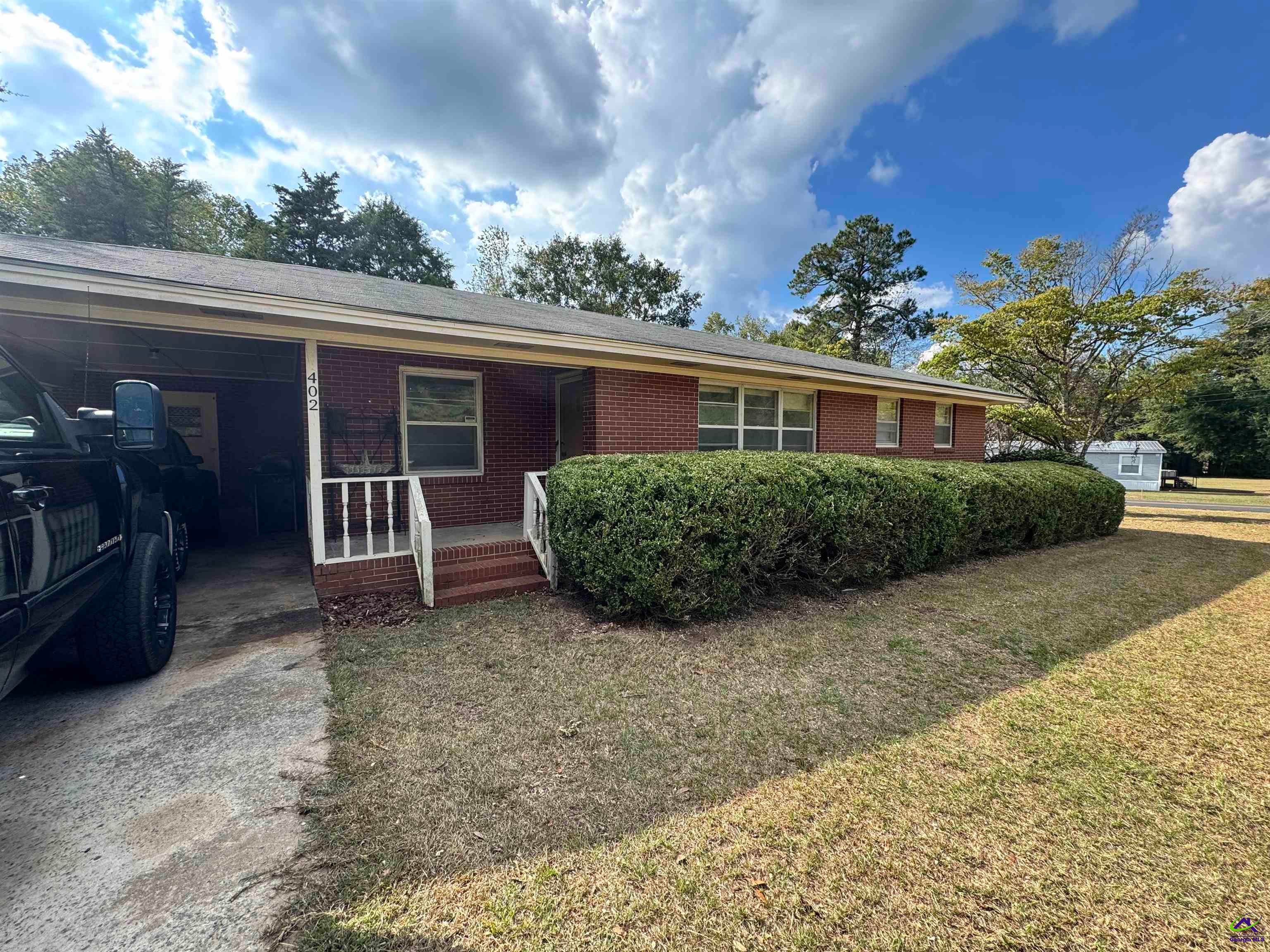 402 Coney Road Vienna, GA 31092 - Photo 2 of 48 Gallery Image 2
