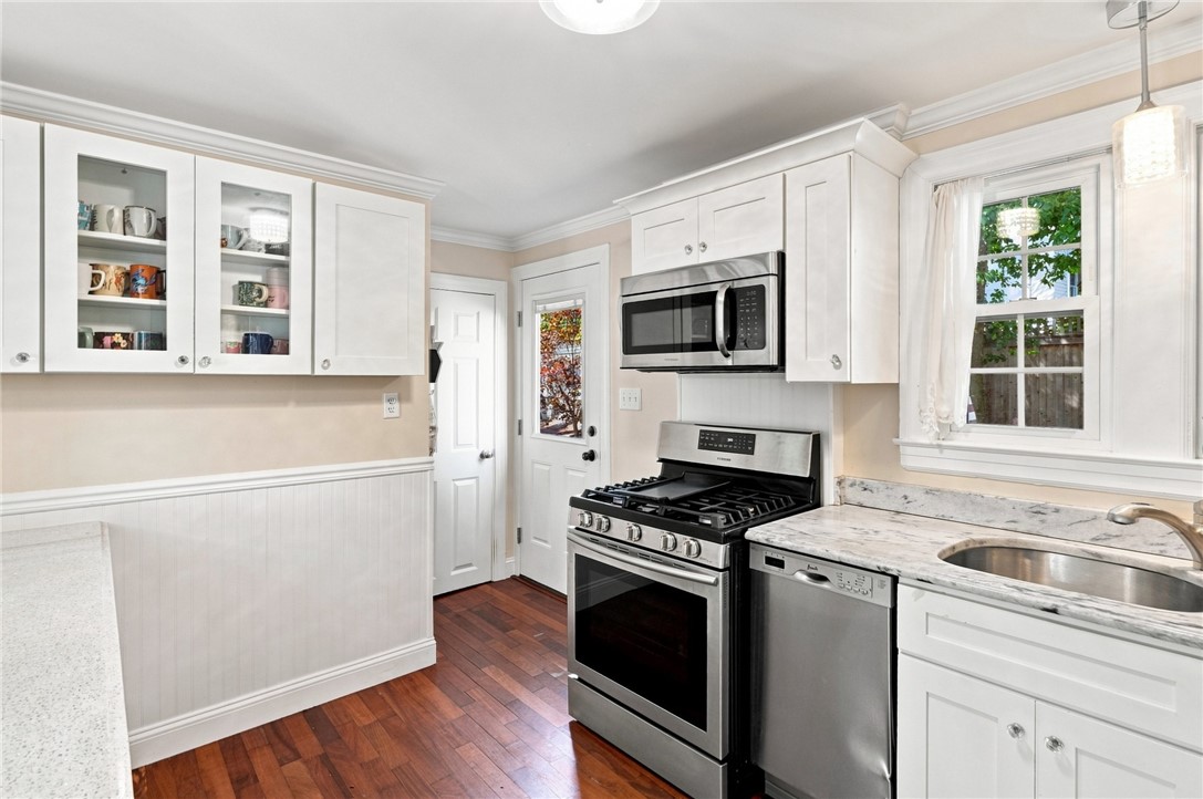 17 Ledge Road East Greenwich, RI 02818 - Photo 12 of 22 Gallery Image 12