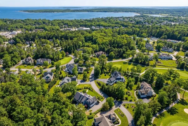 $2,199,000 | 4 Beech Tree Lane, Mattapoisett, MA 02739