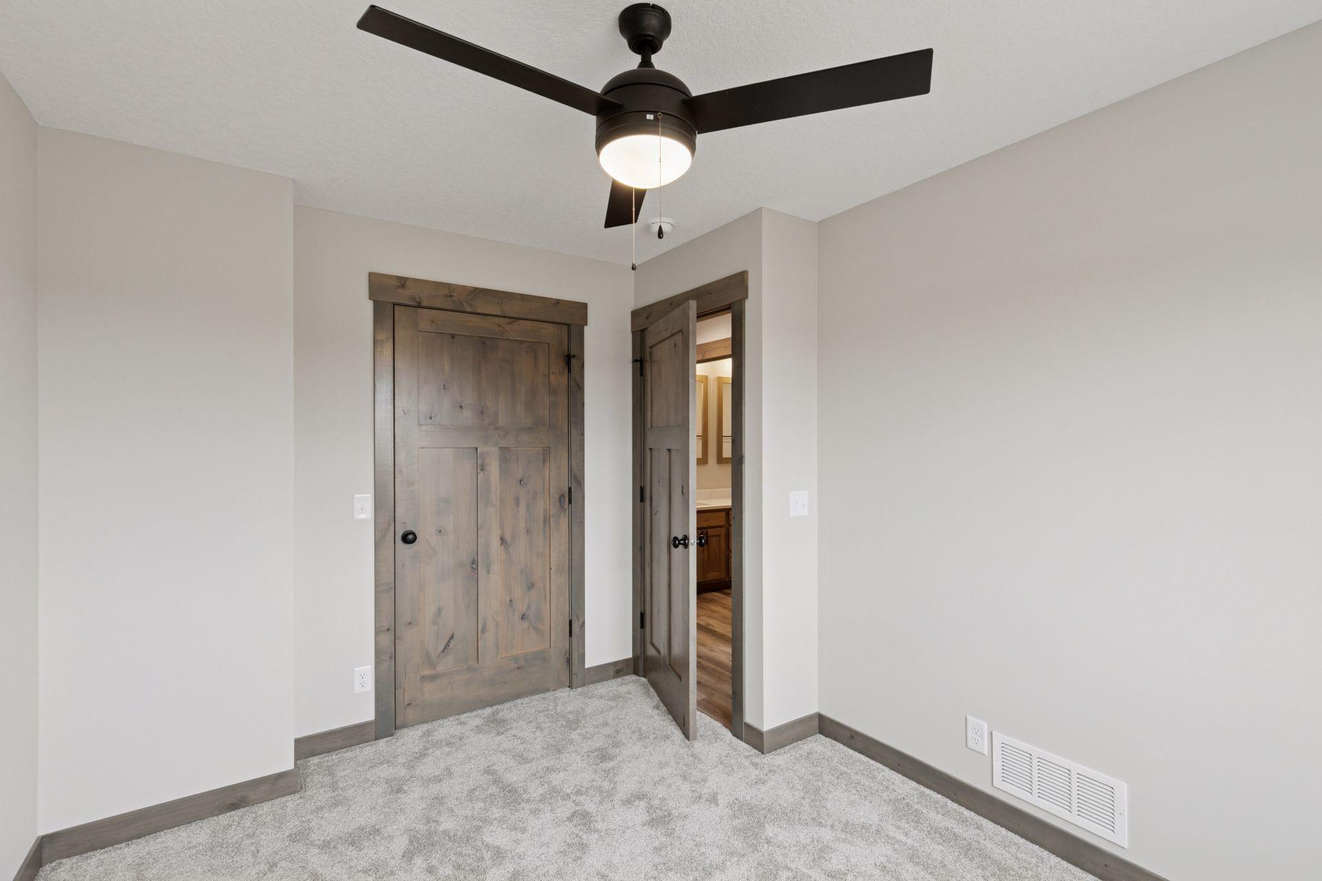 1629 Mallard Avenue Baldwin, WI 54002 - Photo 18 of 36