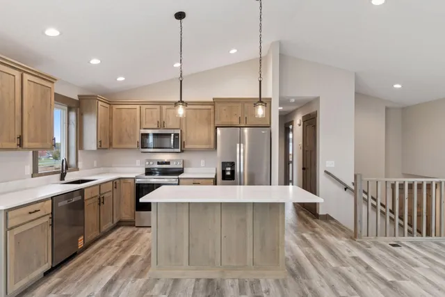 $329,900 | 1629 Mallard Avenue, Baldwin, WI 54002