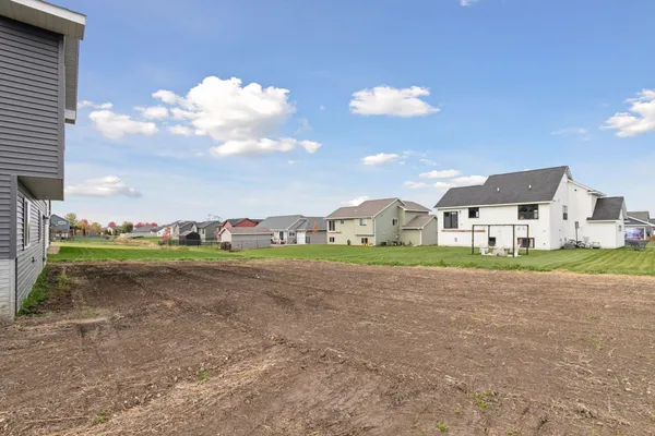 $329,900 | 1629 Mallard Avenue, Baldwin, WI 54002