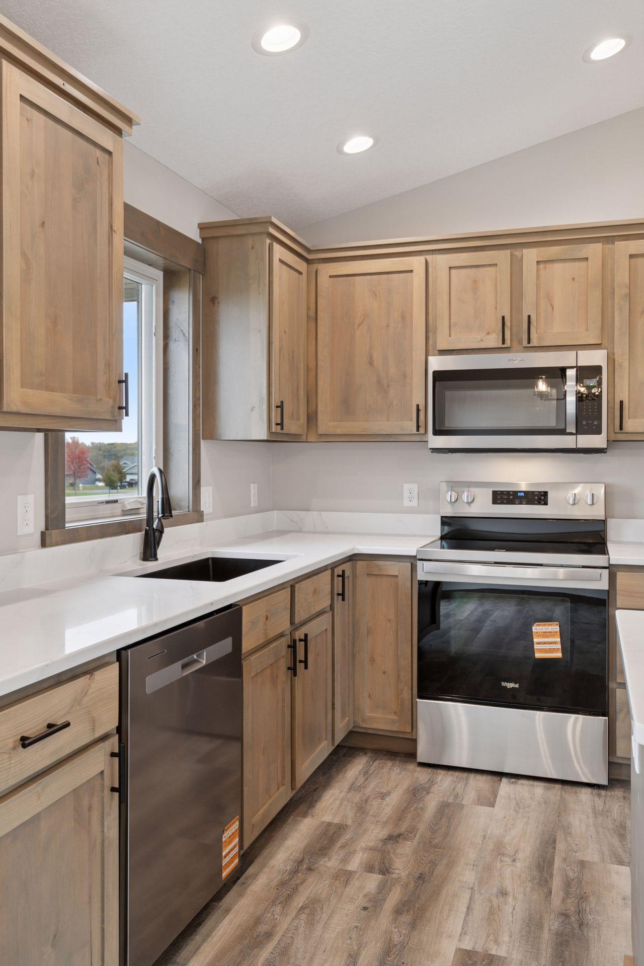 1629 Mallard Avenue Baldwin, WI 54002 - Photo 4 of 36