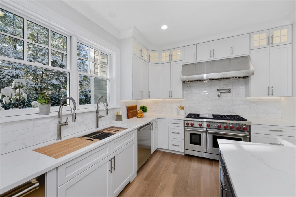 8 Brackett Road Newton, MA 02458 - Photo 2 of 43