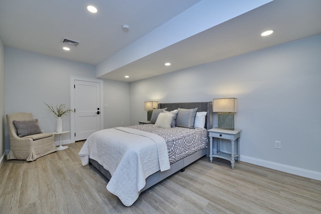 8 Brackett Road Newton, MA 02458 - Photo 35 of 43