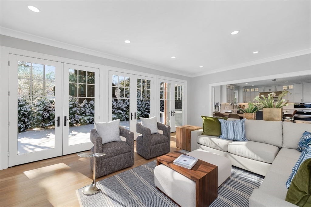 8 Brackett Road Newton, MA 02458 - Photo 7 of 43