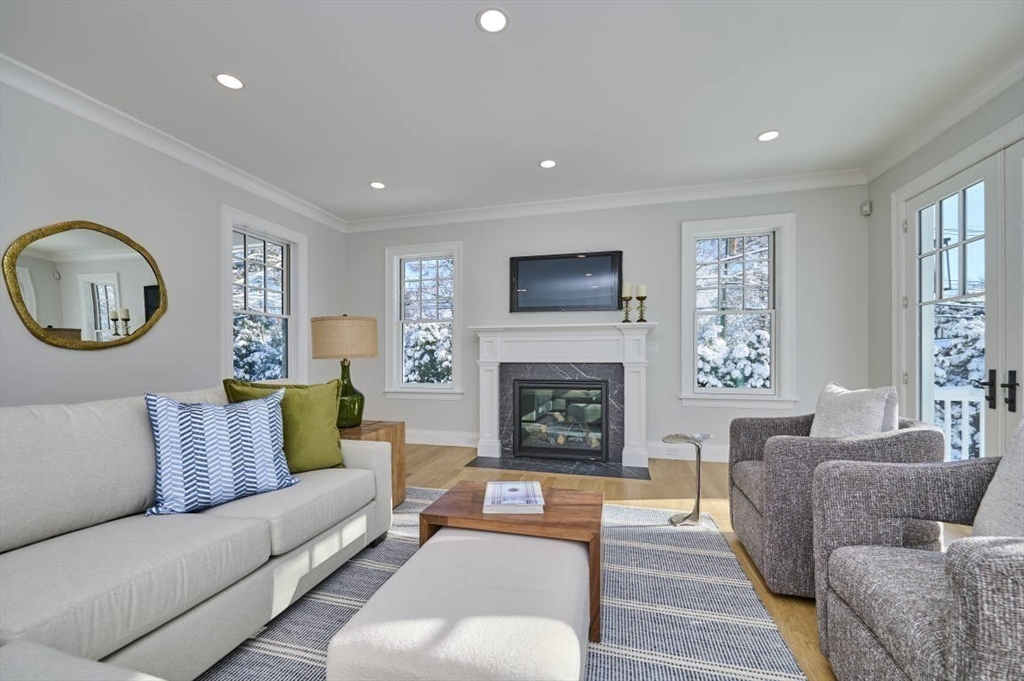 8 Brackett Road Newton, MA 02458 - Photo 8 of 43