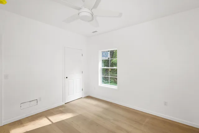 $234,900 | 410 G Avenue West, Kalamazoo, MI 49004