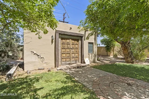 $2,395,000 | 4040 East Elm Street, Phoenix, AZ 85018