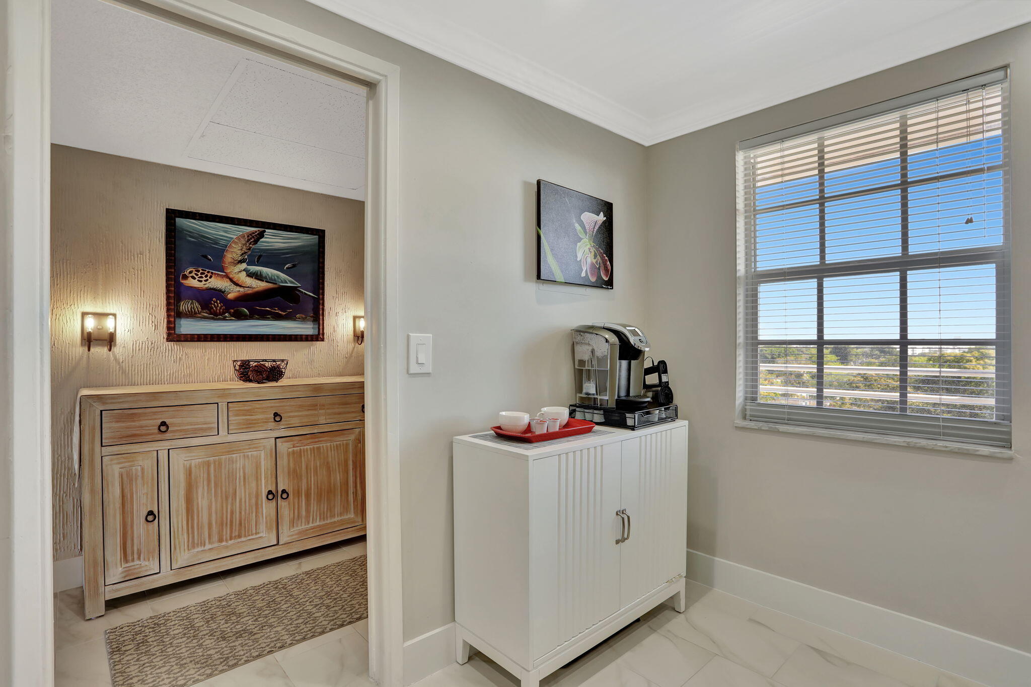 575 Oaks Lane, Unit 703 Pompano Beach, FL 33069 - Photo 5 of 34 6-web-or-mls-001L1350