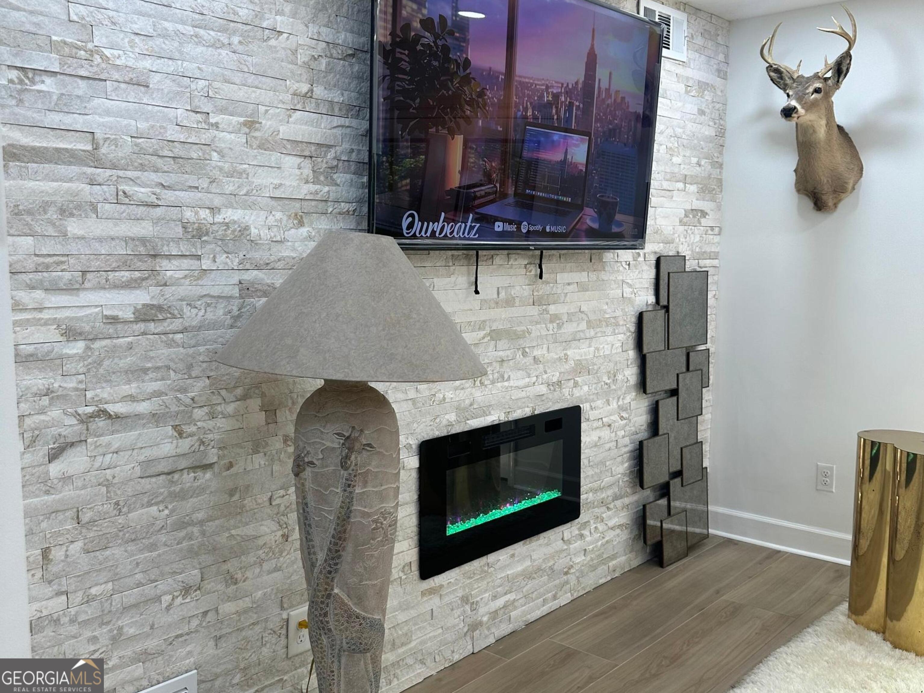 1261 Lavista Road Northeast, Unit N8 Atlanta, GA 30324 - Photo 3 of 29