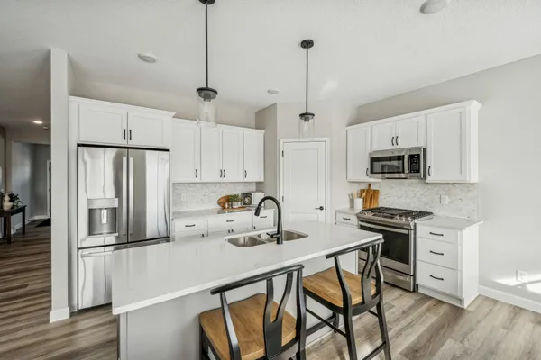 $579,900 | 937 Kepler Avenue Northeast, Hanover, MN 55341