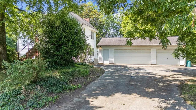 $235,000 | 403 Hoffman Avenue, Bridgeport, AL 35740