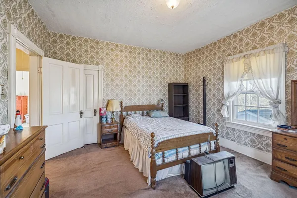 $235,000 | 403 Hoffman Avenue, Bridgeport, AL 35740